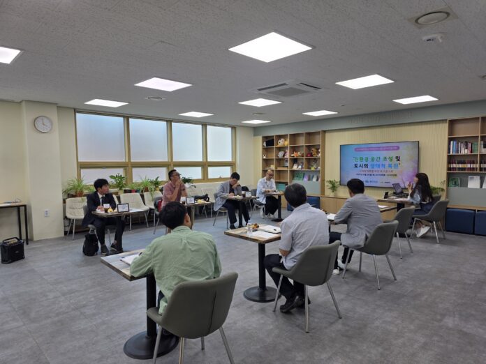 25년+4월+토크콘서트